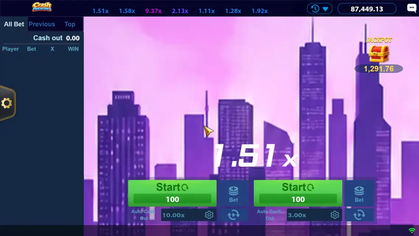 Crash Fireworks pre-round screen with the city skyline backdrop and Start buttons, moments before the multiplier launches